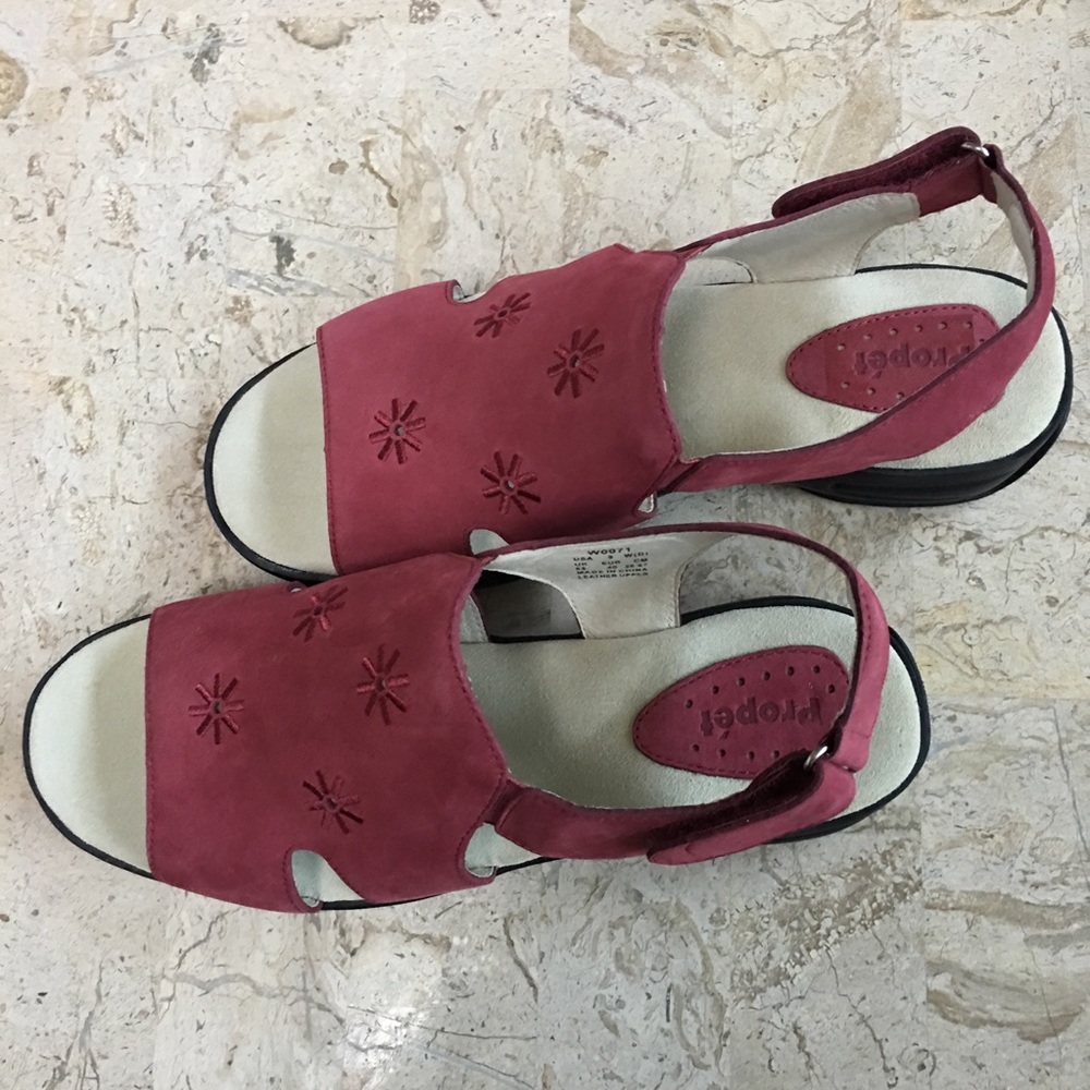 Comfort Sandal Wide W0071 Leather Open Toe Propet